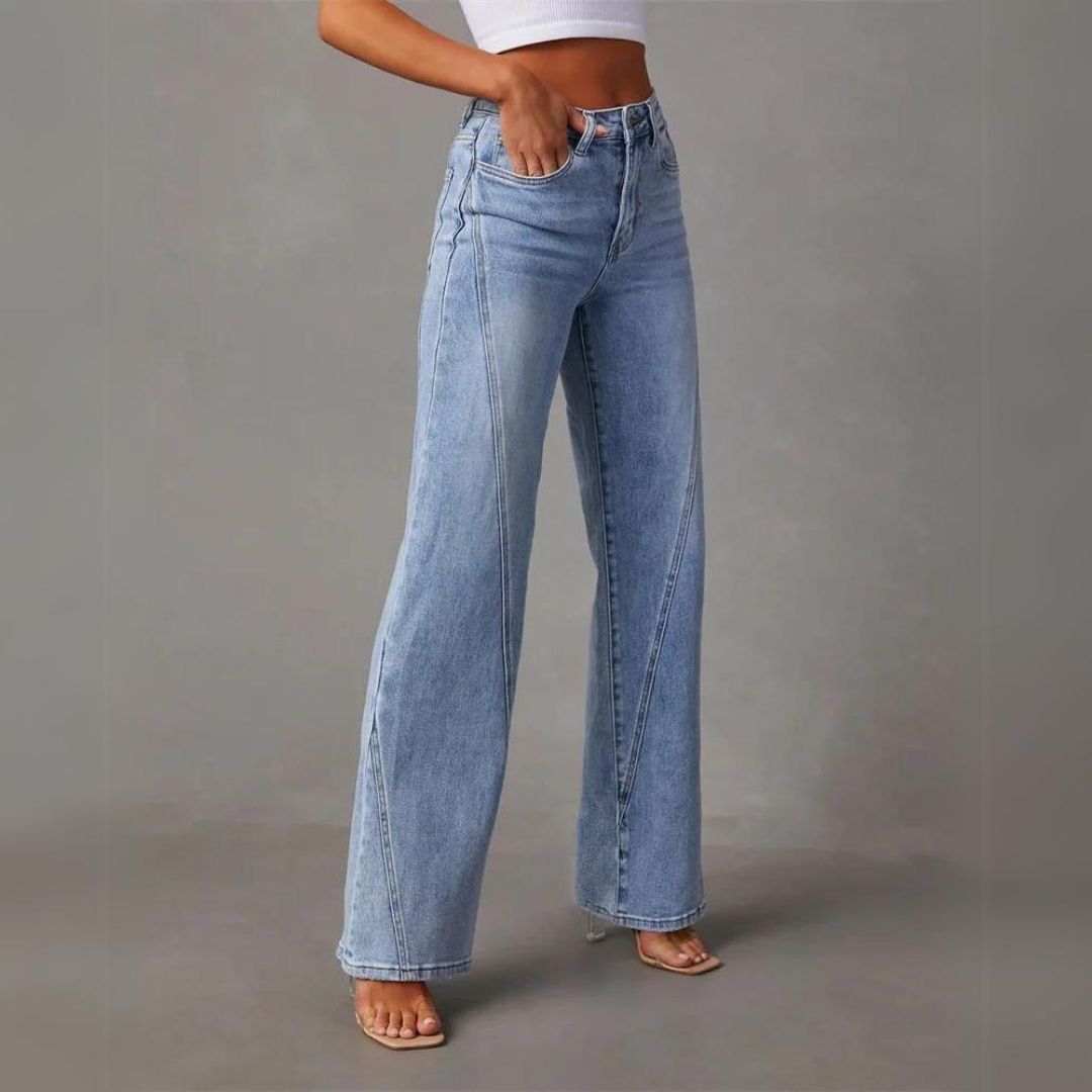 Katrien | Stijlvolle flared jeans.