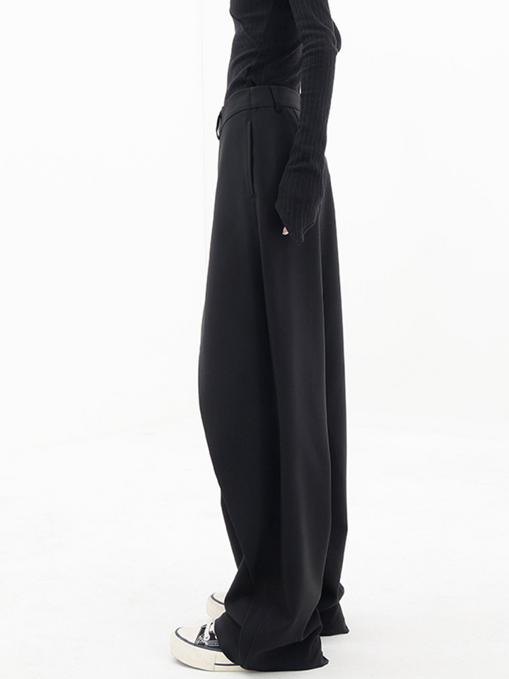Baukje| Trendy asymmetrische broek.