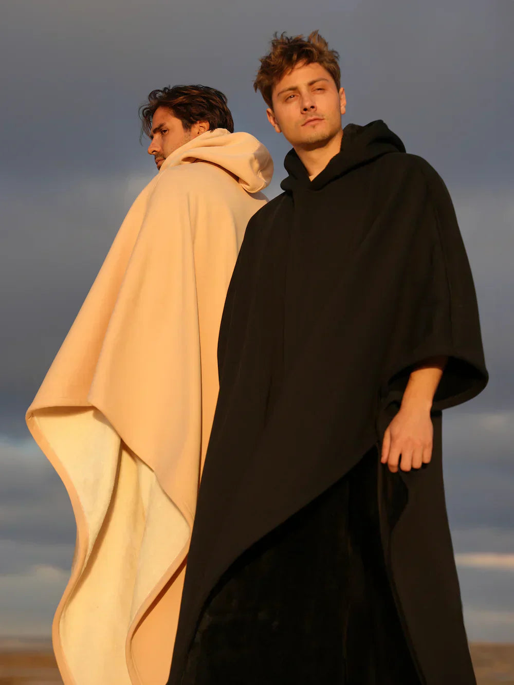 Nova Hoodie Blanket – Jouw Ultieme Cocoon van Warmte