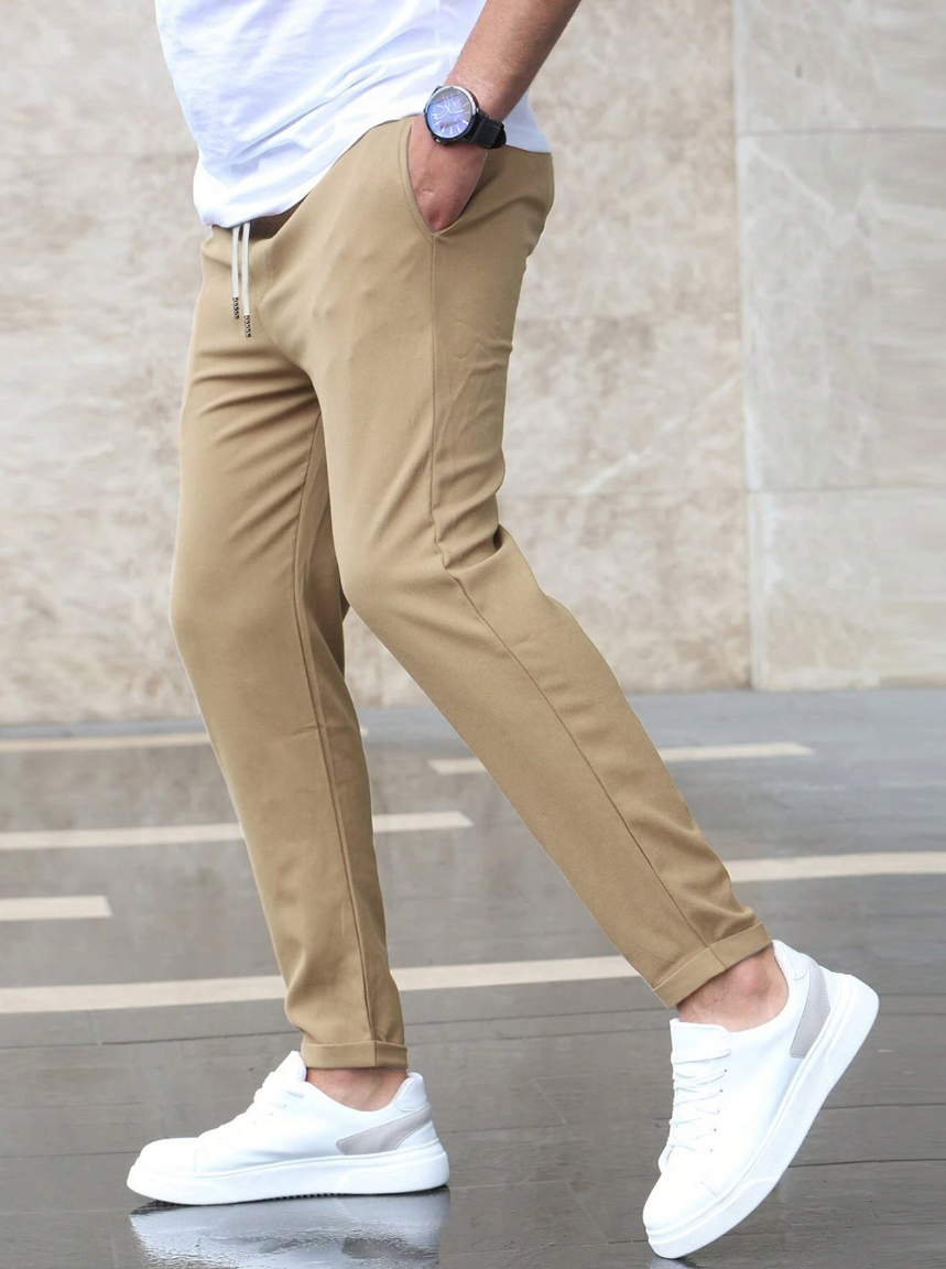 Giovanni | Luxe stretchbroek vervaardigd uit hoogwaardige materialen.